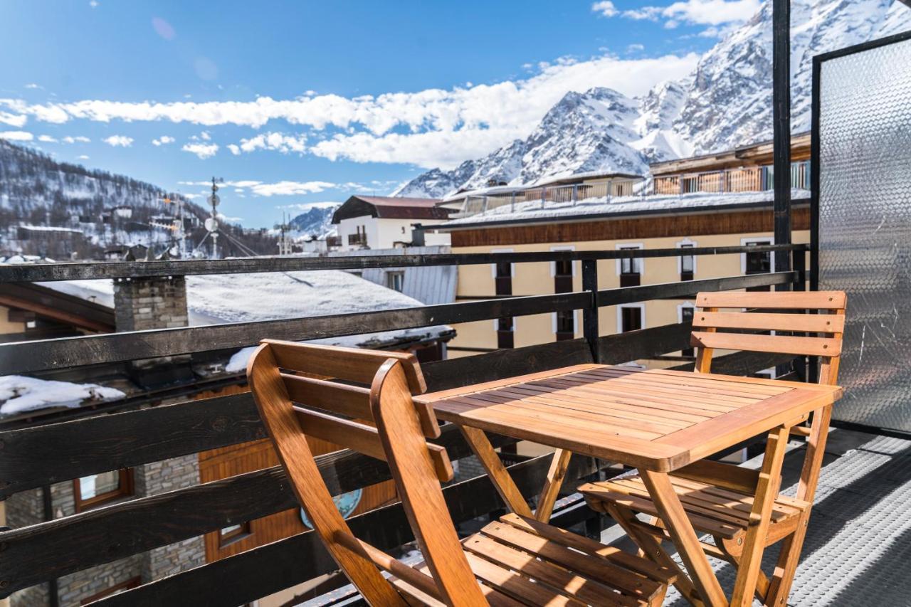 Stay In Cervinia Deluxe Apartment Breuil-Cervinia Exteriör bild